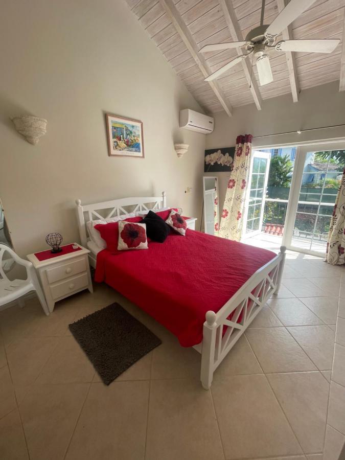 Nanpa, Luxury Family Three Bed Villa, St James West Coast, Private Pool Сент-Джеймс Екстер'єр фото