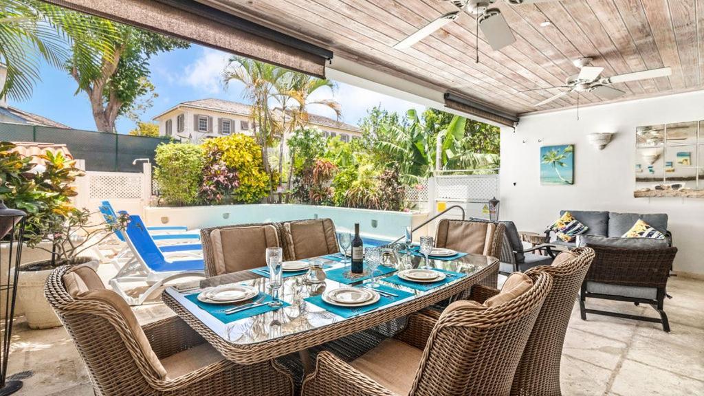 Nanpa, Luxury Family Three Bed Villa, St James West Coast, Private Pool Сент-Джеймс Екстер'єр фото